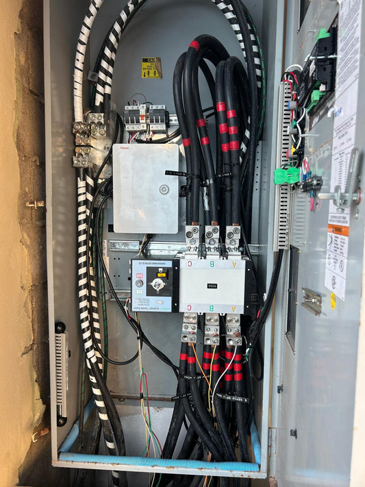 ATS de 600 amperes cambio y prueba